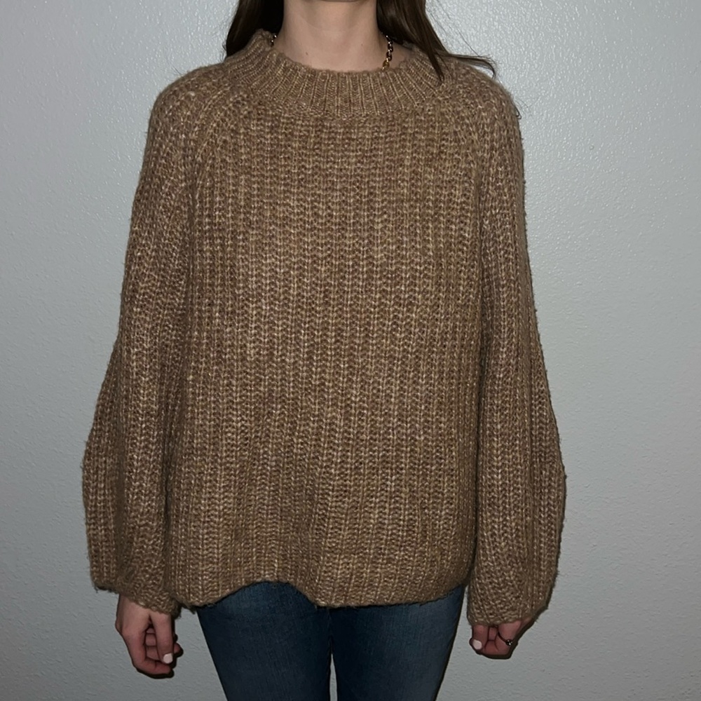 Weekend stories sweaters